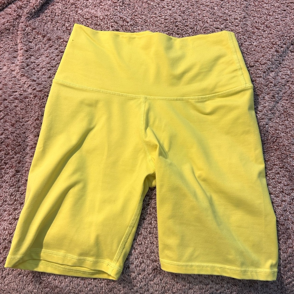 aerie biker shorts highlighter yellow/green